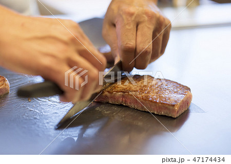 ステーキ 47174434