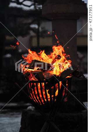 篝火 47177951