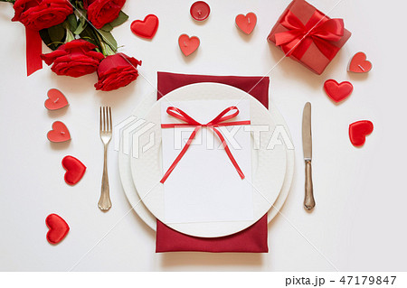 Valentine's day dinner. Romantic table setting. Valentine's day dinner. Romantic table setting. 47179847