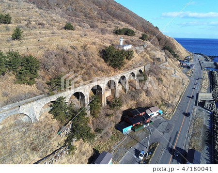 冬の北海道函館市旧戸井線のアーチ橋の風景を撮影 冬の北海道函館市旧戸井線のアーチ橋の風景を撮影 47180041