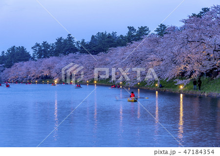 青森県 弘前城の夜桜 青森県 弘前城の夜桜 47184354
