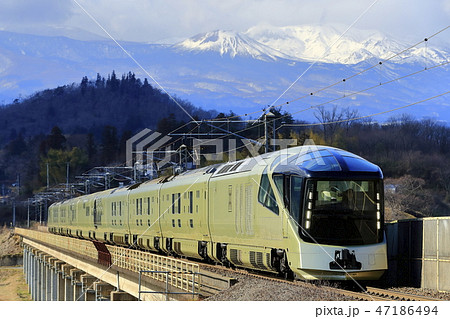 TRAIN SUITE 四季島 47186494