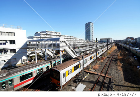 日本の横浜都市景観 長津田駅やタワーマンションなどを望む 日本の横浜都市景観 長津田駅やタワーマンションなどを望む 47187777