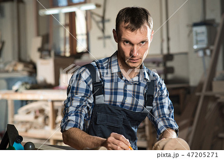 Carpenter at work Carpenter at work 47205271