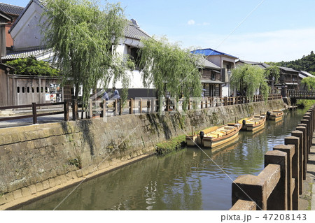 水郷佐原 小野川沿いの柳と街並み 千葉県香取市 水郷佐原 小野川沿いの柳と街並み 千葉県香取市 47208143