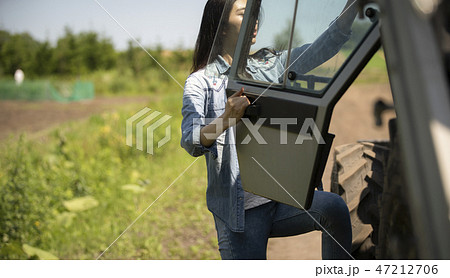 女性　農業 47212706