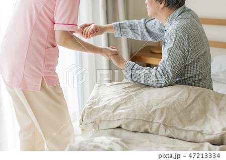 介護 寝室 47213334
