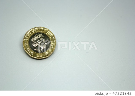 イギリスポンドの硬貨 47221342