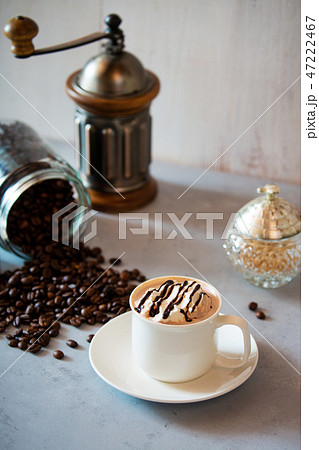 カフェモカ・ラテ withホイップクリーム 47222467