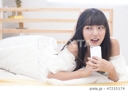 女性 メス 女の人 47235174