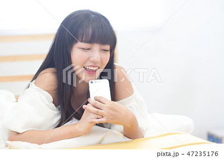 女性 メス 女の人 47235176