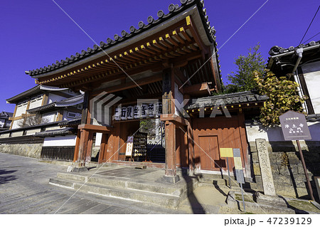 尾道 古寺めぐり 浄土寺 山門 尾道 古寺めぐり 浄土寺 山門 47239129