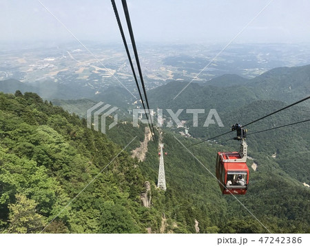 初夏の御在所ロープウェイ 47242386