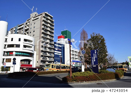 東京都町田市 鶴川駅北口の街並み 47243054