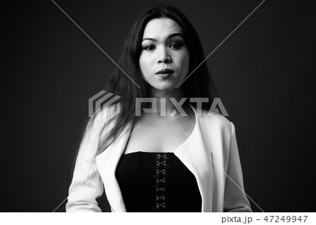 Young beautiful Asian transgender businesswoman in black and whi 47249947