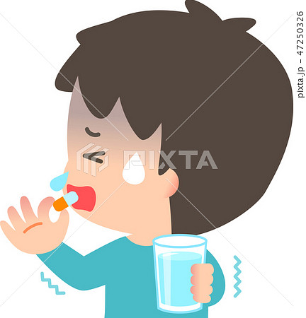薬を飲む風邪を引いた男性 47250326