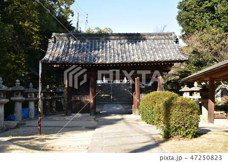 玉井宮東照宮の随神門　岡山県岡山市中区 47250823
