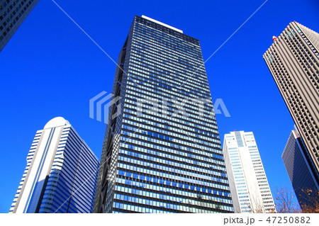 東京都　都市風景　新宿副都心のビル群 47250882