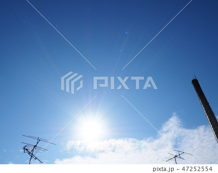 青空と煙突 47252554