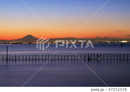 東京湾岸風景(袖ケ浦市) 47252578