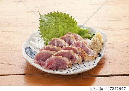 鶏のタタキ 47252997