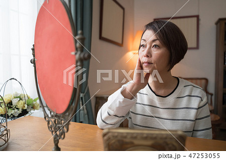 スキンケア　セルフケア 47253055