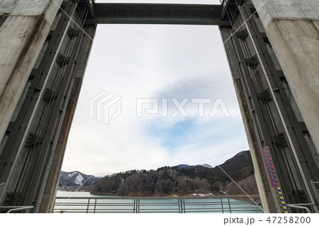 栗駒ダムの取水ゲート 栗駒ダムの取水ゲート 47258200