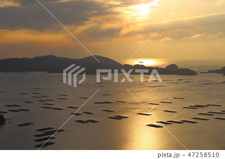 虫明の牡蠣筏   【岡山県瀬戸内市】  47258510