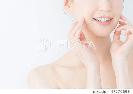 young woman 47270698