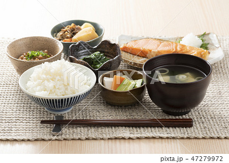 和食の朝食イメージ 和食の朝食イメージ 47279972