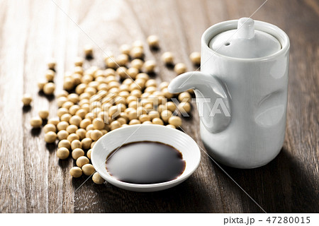 醤油と醤油さし 47280015