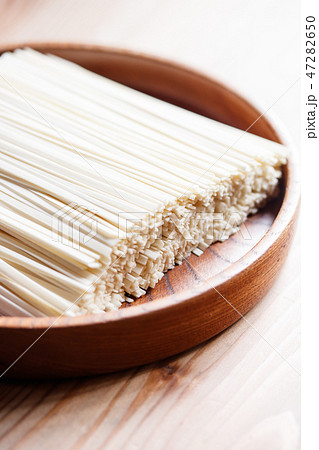 稲庭うどん 切れ端麺  47282650