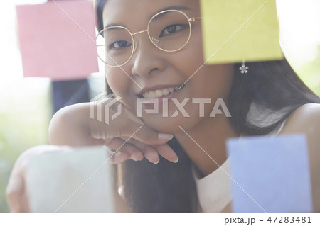女性　ビジネス 47283481