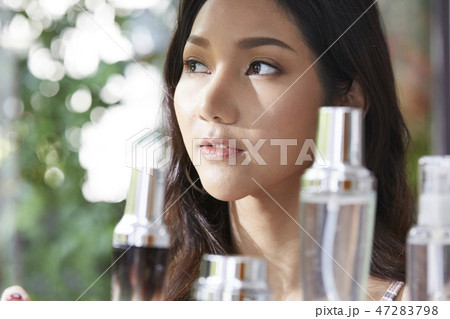 女性　ビューティーイメージ 47283798