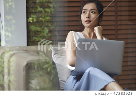 女性 ビジネス 女性 ビジネス 47283923
