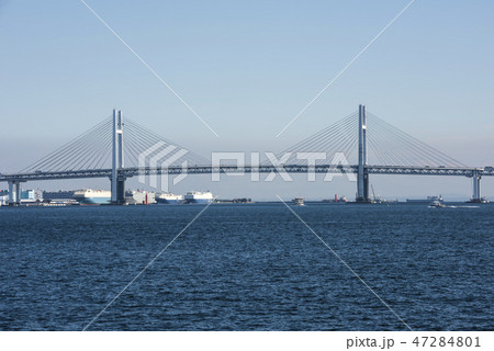 横浜港とベイブリッジ 横浜港とベイブリッジ 47284801