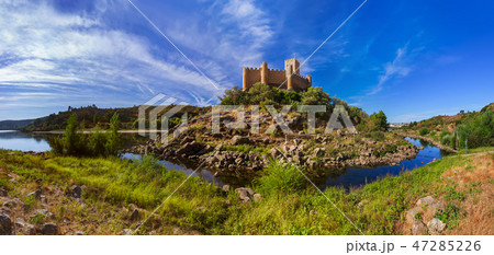 Almourol castle - Portugal 47285226