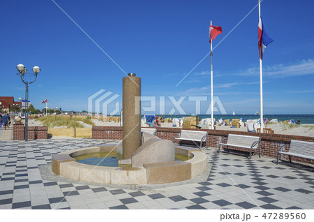 Beach promenade in Groemitz 47289560