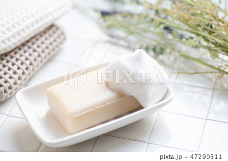 浴室の風景 47290311