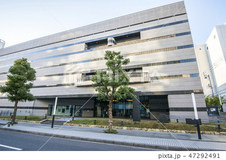 香川県高松市　晴天の高松市美術館 47292491