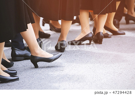 Crowd group woman lady legs in casual shoes Crowd group woman lady legs in casual shoes 47294428