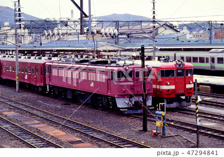 1994年　昼下がりの小樽駅～ED76と711系の並び 47294841