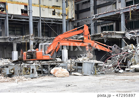 解体工事の現場 解体工事の現場 47295897