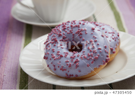 Donuts Donuts 47305450