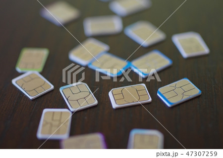 たくさんのSIMカード たくさんのSIMカード 47307259