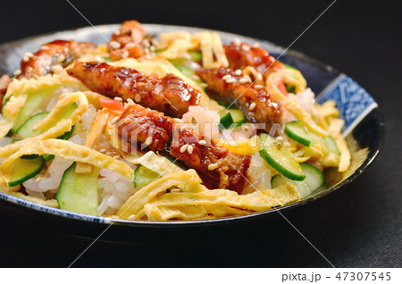 鰻のちらし寿司 47307545