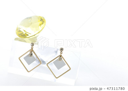 ピアス 47311780