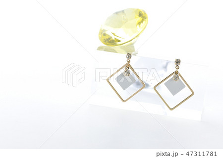 ピアス 47311781