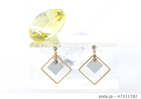 ピアス 47311782