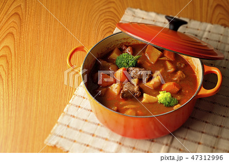 ビーフシチュー 47312996